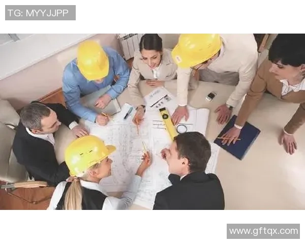 足球的形状与轴对称性探讨及其在运动中的应用分析